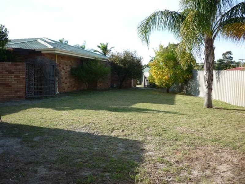 3/7 Caird Place, Parkwood WA 6147