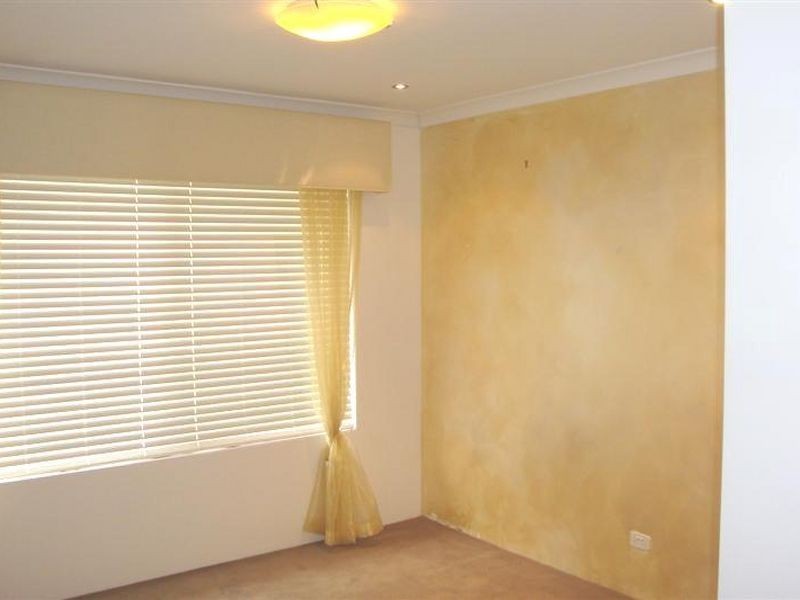 34 Brennan Ave, Canning Vale WA 6155