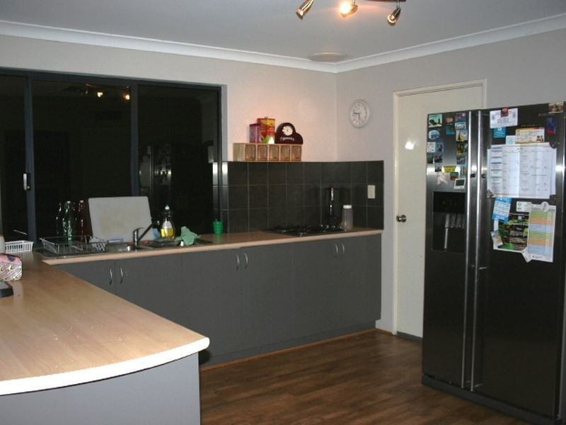 3 Dupont Way, Canning Vale WA 6155