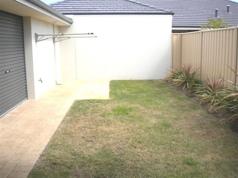 5 Platypus Parkway, Beeliar WA 6164