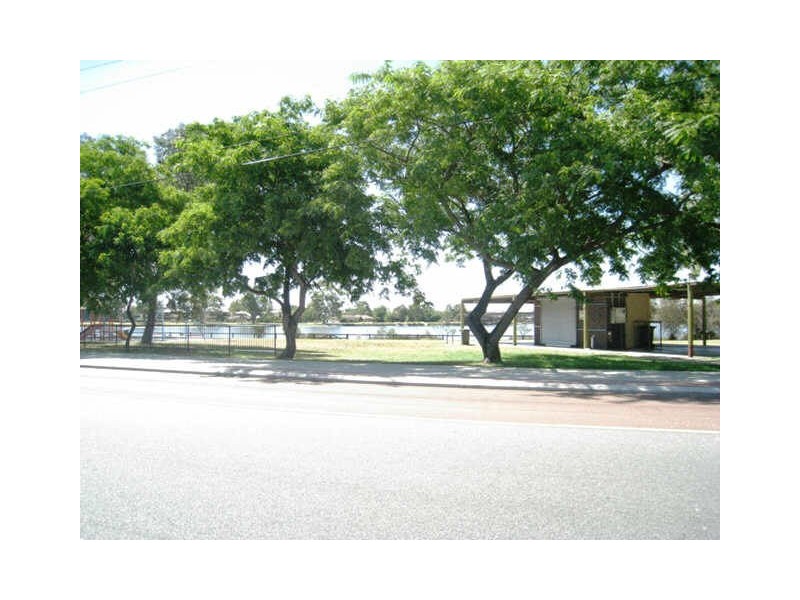 9/188 Fern Road, Wilson WA 6107
