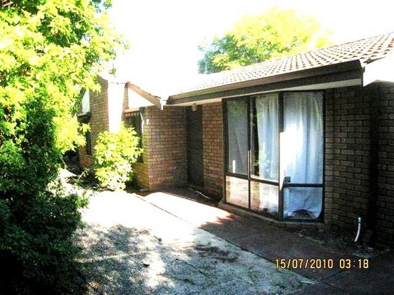 8 Merino Court, Thornlie WA 6108