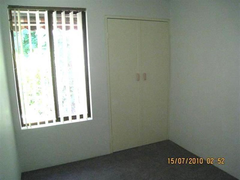 8 Merino Court, Thornlie WA 6108