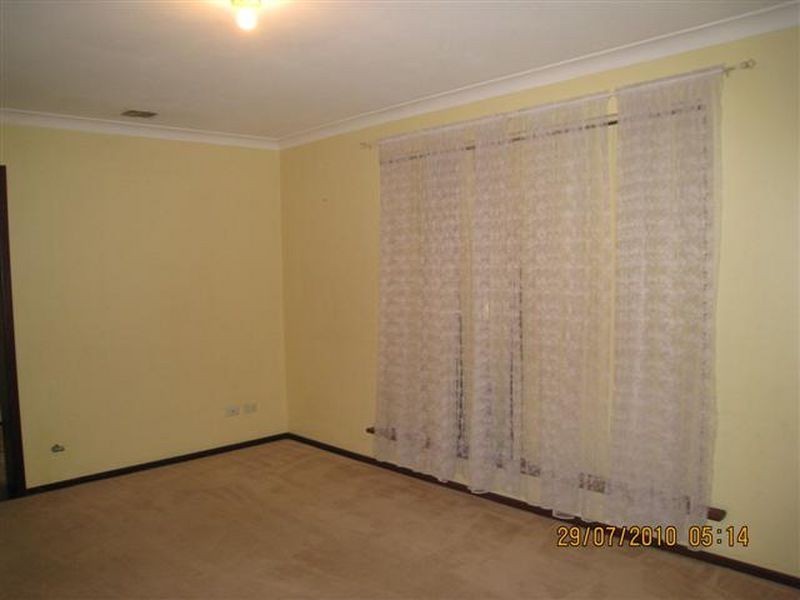 112 Vellgrove Ave, Parkwood WA 6147