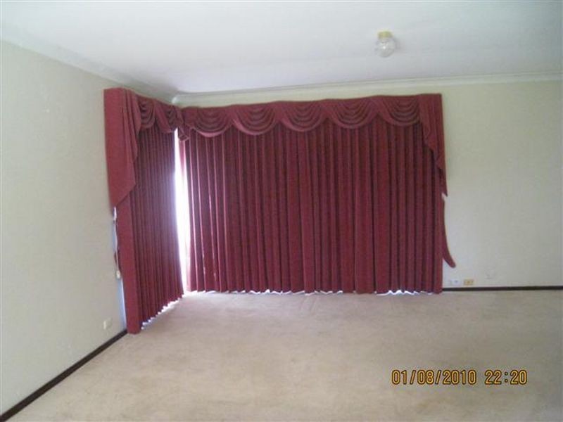 12 Periwinkle Way, Parkwood WA 6147