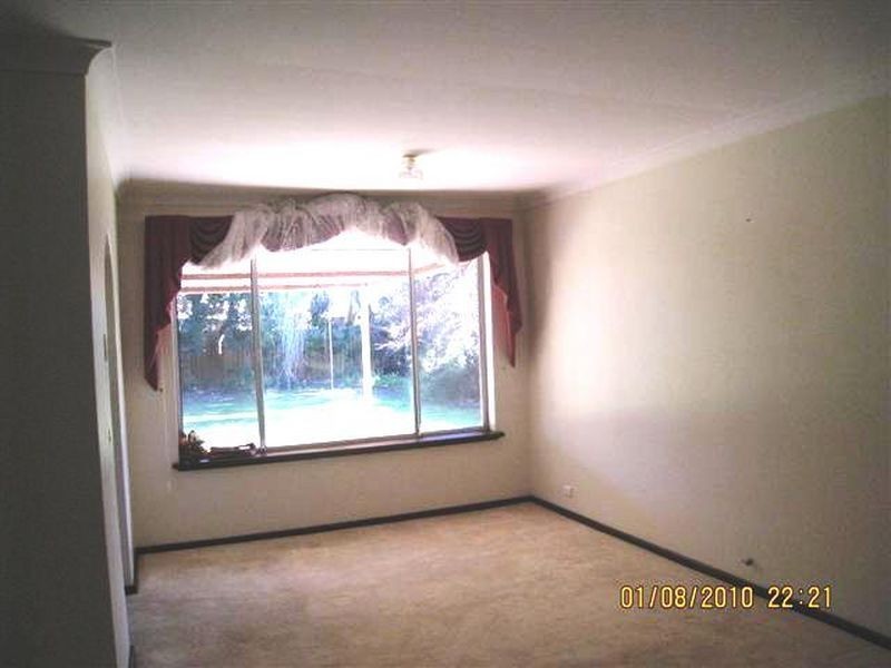 12 Periwinkle Way, Parkwood WA 6147