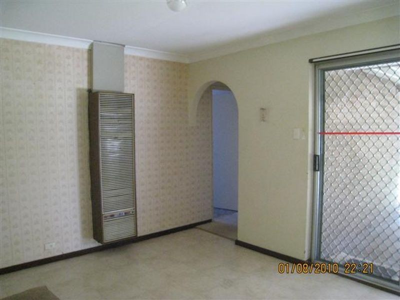 12 Periwinkle Way, Parkwood WA 6147