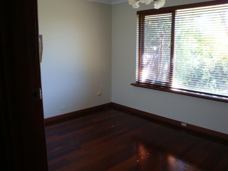 13 Laconia Court, Riverton WA 6148