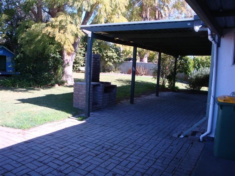13 Laconia Court, Riverton WA 6148