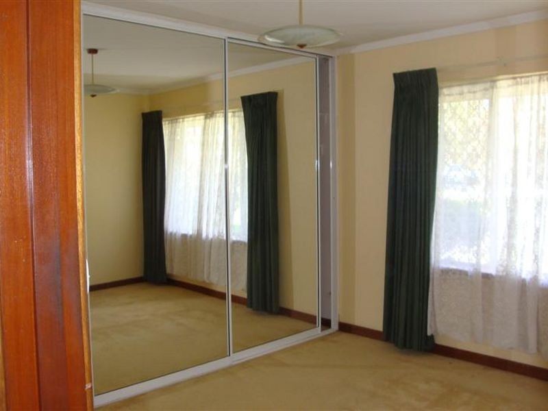 14 Rhonda Ave, Willetton WA 6155