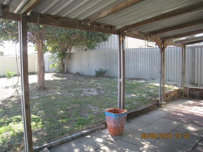 19 Parkhill Way, Wilson WA 6107