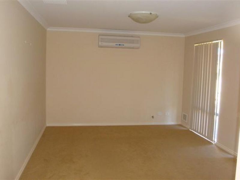 59 Canna Drive, Canning Vale WA 6155