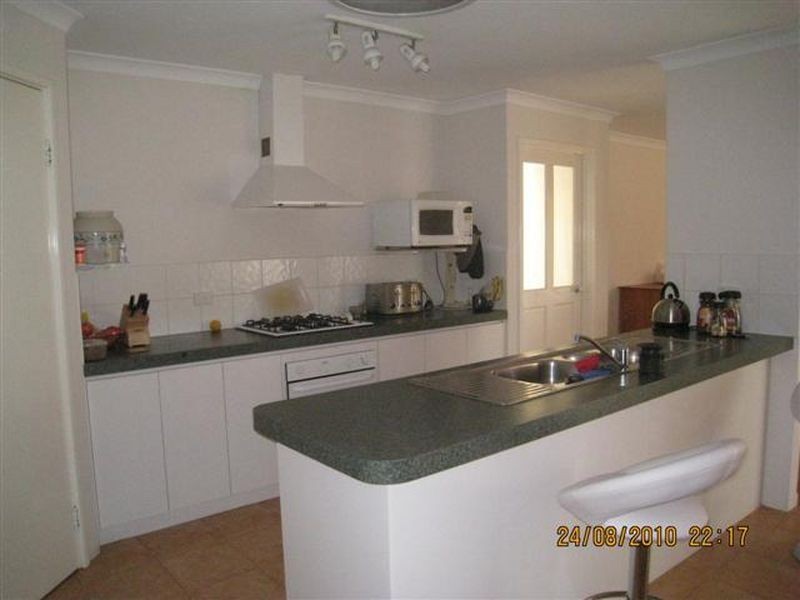 33 Morning Cloud Vale, Willetton WA 6155