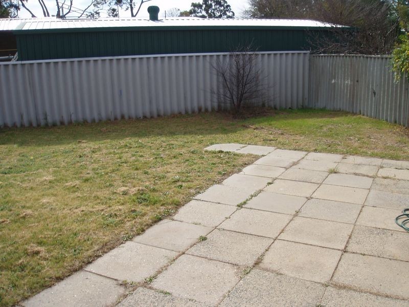 5 Lee Way, Thornlie WA 6108