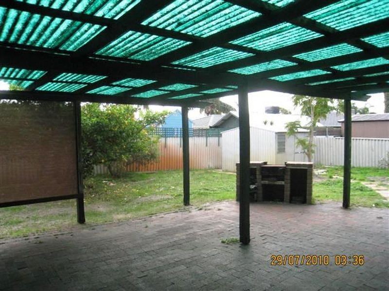 9 Torridon Ave, Parkwood WA 6147