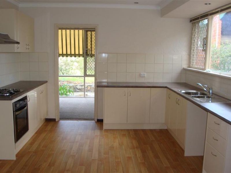 6 Burrendah Blvd, Willetton WA 6155