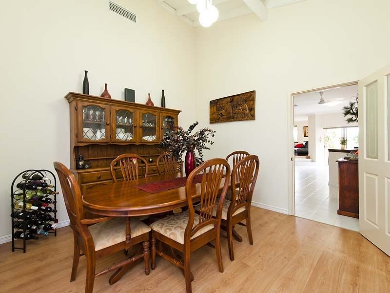 18 Harwood Rise, Leeming WA 6149