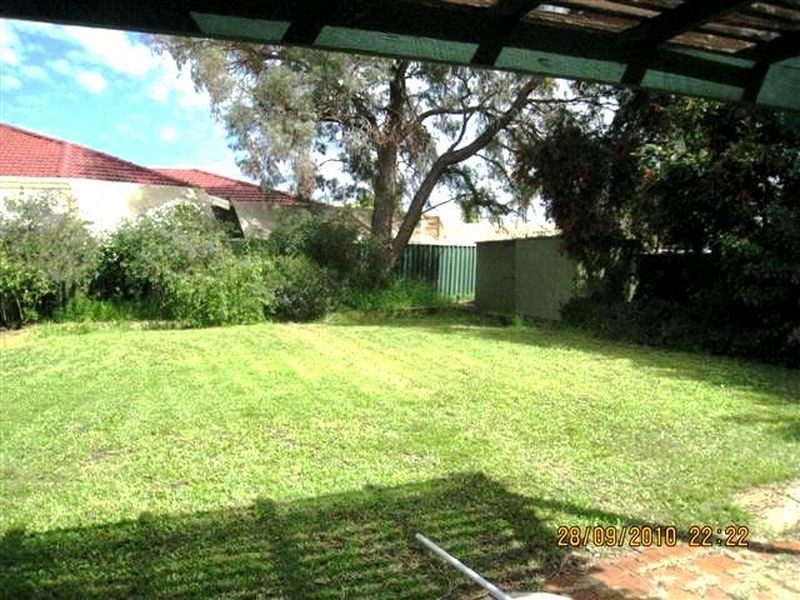 41 Goss Ave, Manning WA 6152