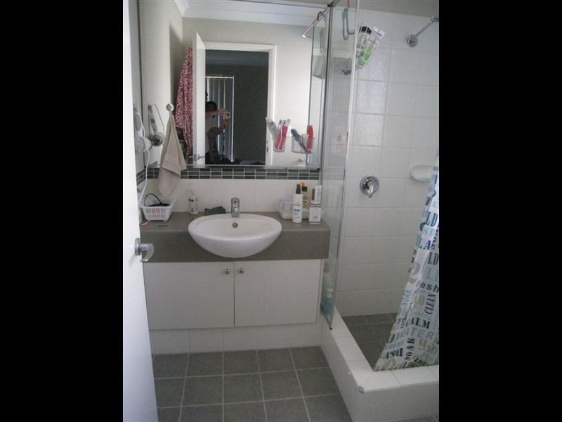 3/27 Wiltshire Ave, Thornlie WA 6108