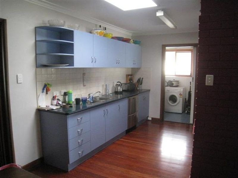 9 Jillian Street, Riverton WA 6148