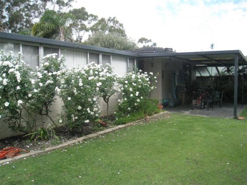 9 Jillian Street, Riverton WA 6148