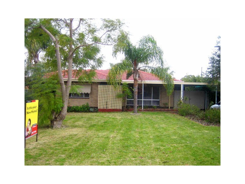 15 Manxton Way, Lynwood WA 6147