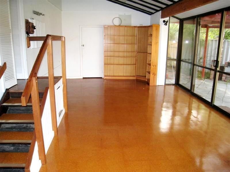 36 McLean Street, Melville WA 6156