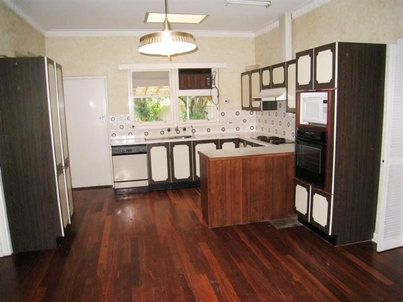 36 McLean Street, Melville WA 6156