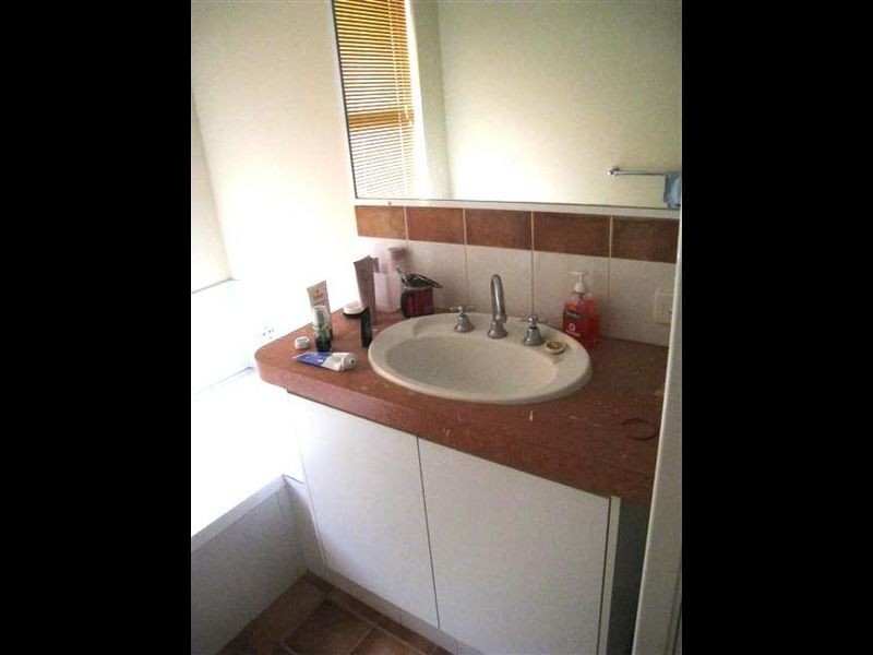 2/10 Andrews Road, Wilson WA 6107