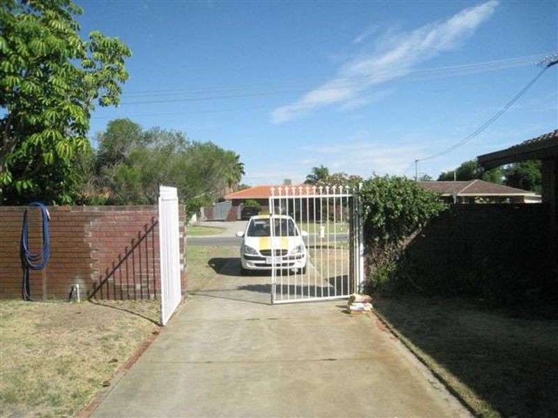 7 Anteo Court, Parkwood WA 6147