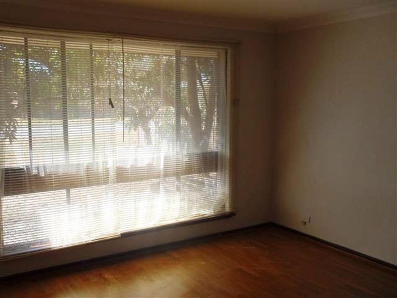 18 Koel Way, Thornlie WA 6108