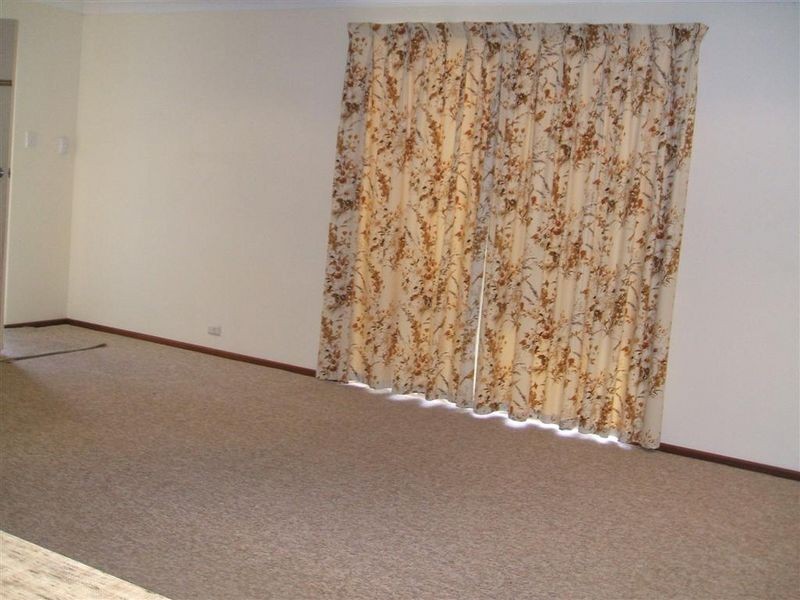 7/8 Falcon Court, Willetton WA 6155