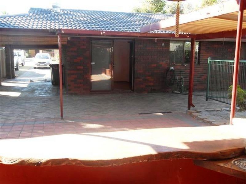 18 Koel Way, Thornlie WA 6108