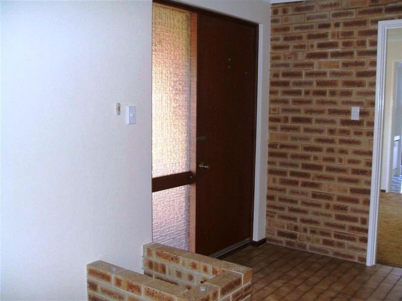 13 Dauphin Place, Willetton WA 6155