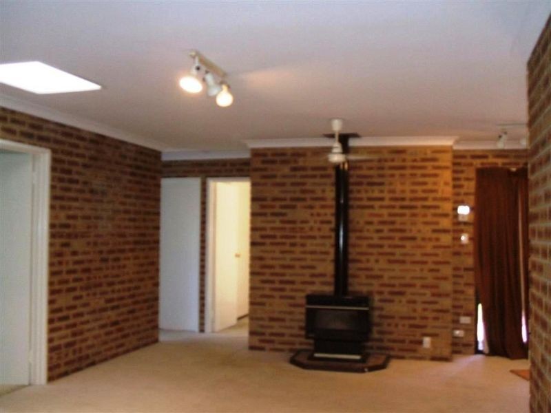 13 Dauphin Place, Willetton WA 6155