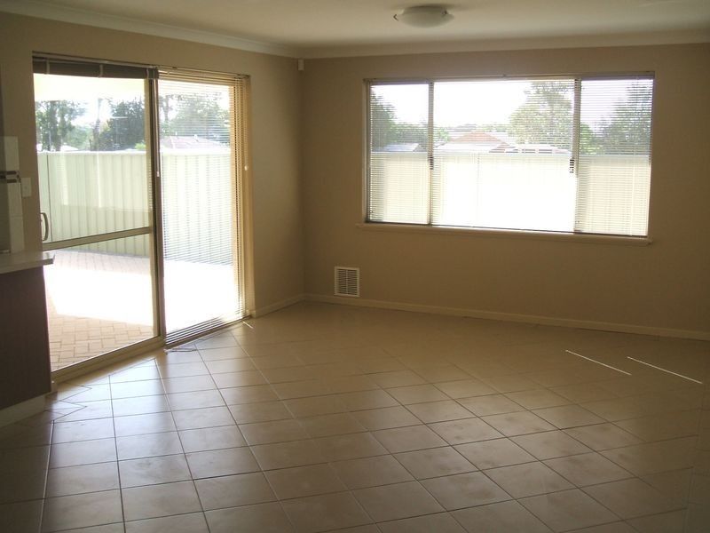 3/456 Kalamunda Road, High Wycombe WA 6057