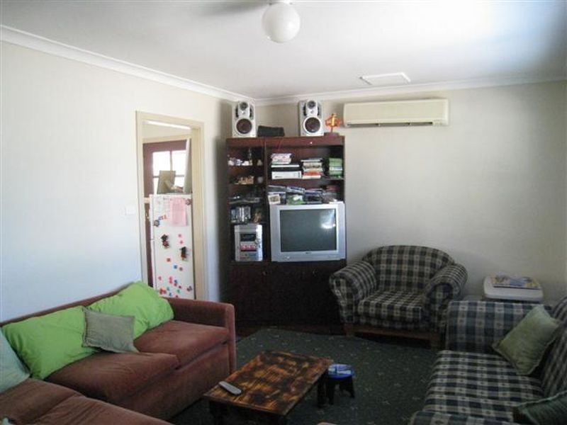 6 Southgate Road, Langford WA 6147