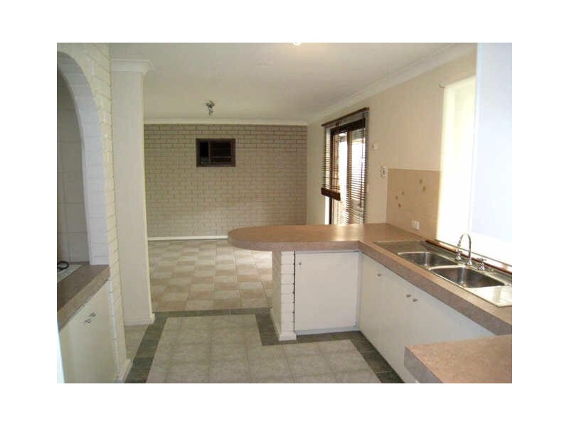 7 Anteo Court, Langford WA 6147