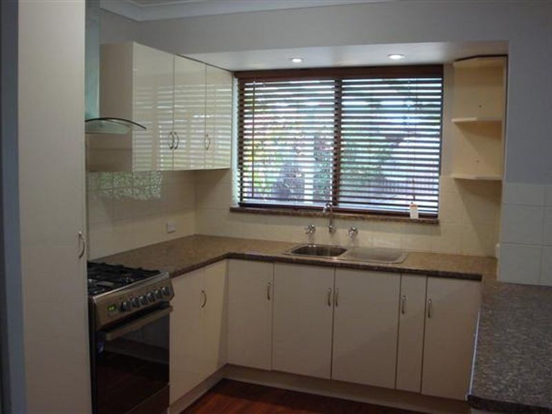 56 Hossack Avenue, Parkwood WA 6147