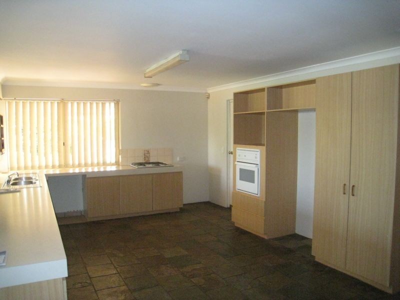 3 Tranquility Place, Maddington WA 6109