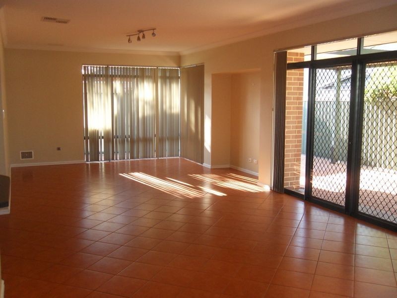 37B Leach Avenue, Riverton WA 6148