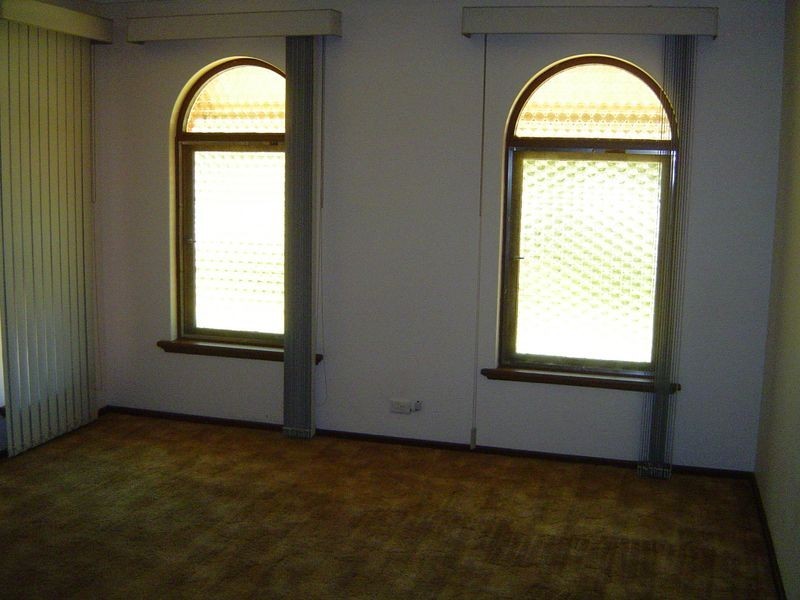 6B Kalangedy Drive, Riverton WA 6148