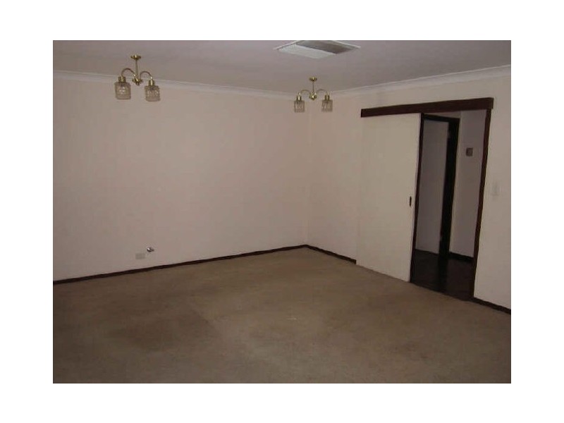 27 Freesia Way, Willetton WA 6155