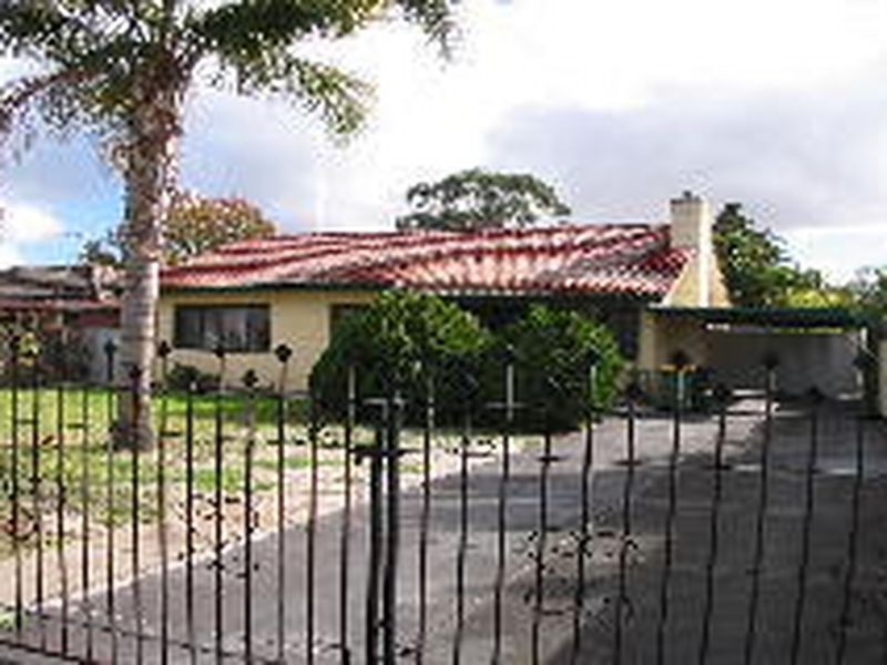 5 Waldon Street, Wilson WA 6107