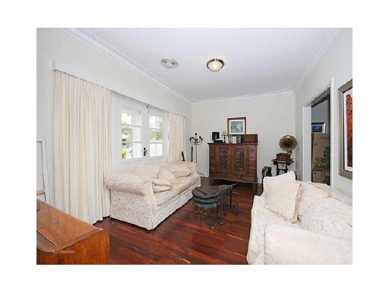 13 Hesford Avenue, Mount Pleasant WA 6153