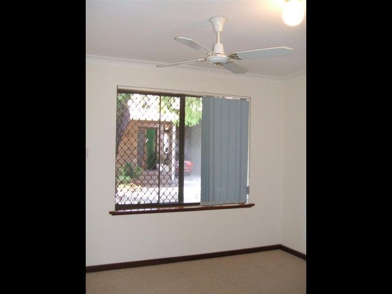 4/631 Canning Highway, Alfred Cove WA 6154