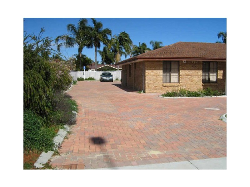 84 Farrington Road, Leeming WA 6149