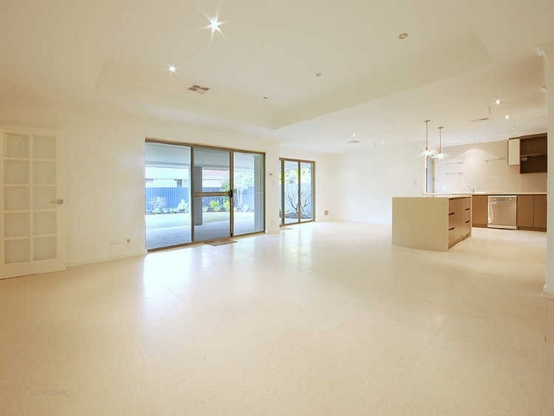 16 Ramsdale Loop, Leeming WA 6149