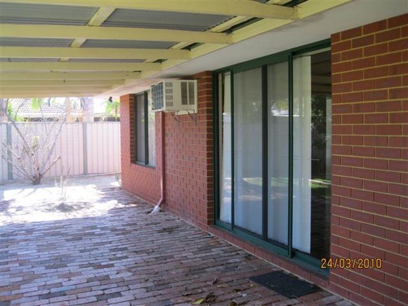 21 Greenshank Close, East Cannington WA 6107