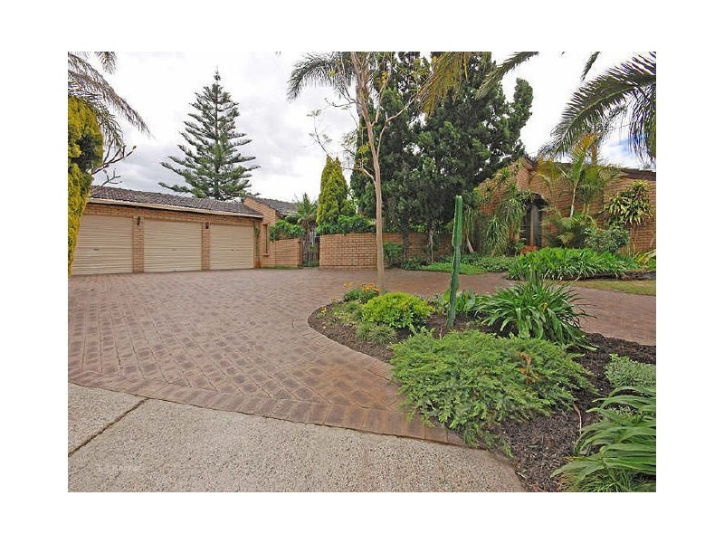 12 Pellew Gardens, Willetton WA 6155